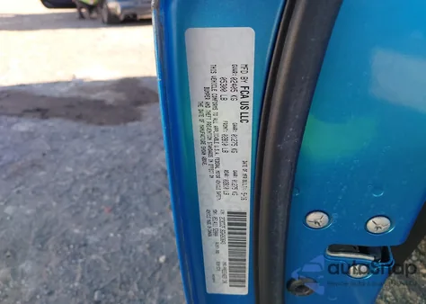 2016 Dodge Challenger 392 Hemi Scat Pack Shaker from USA, damaged, VIN 2C3CDZFJ6GH263643